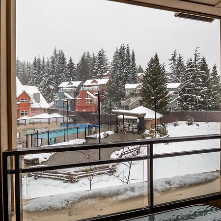 Creekside Slopeside 1Br With Pool, Hot Tub, Bbq Apartamento Whistler Exterior foto